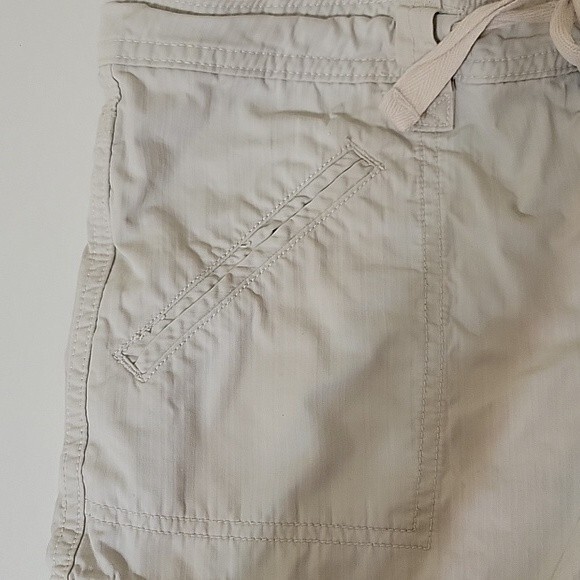 Calvin Klein Jeans shorts cream color size 4 - Picture 3 of 5
